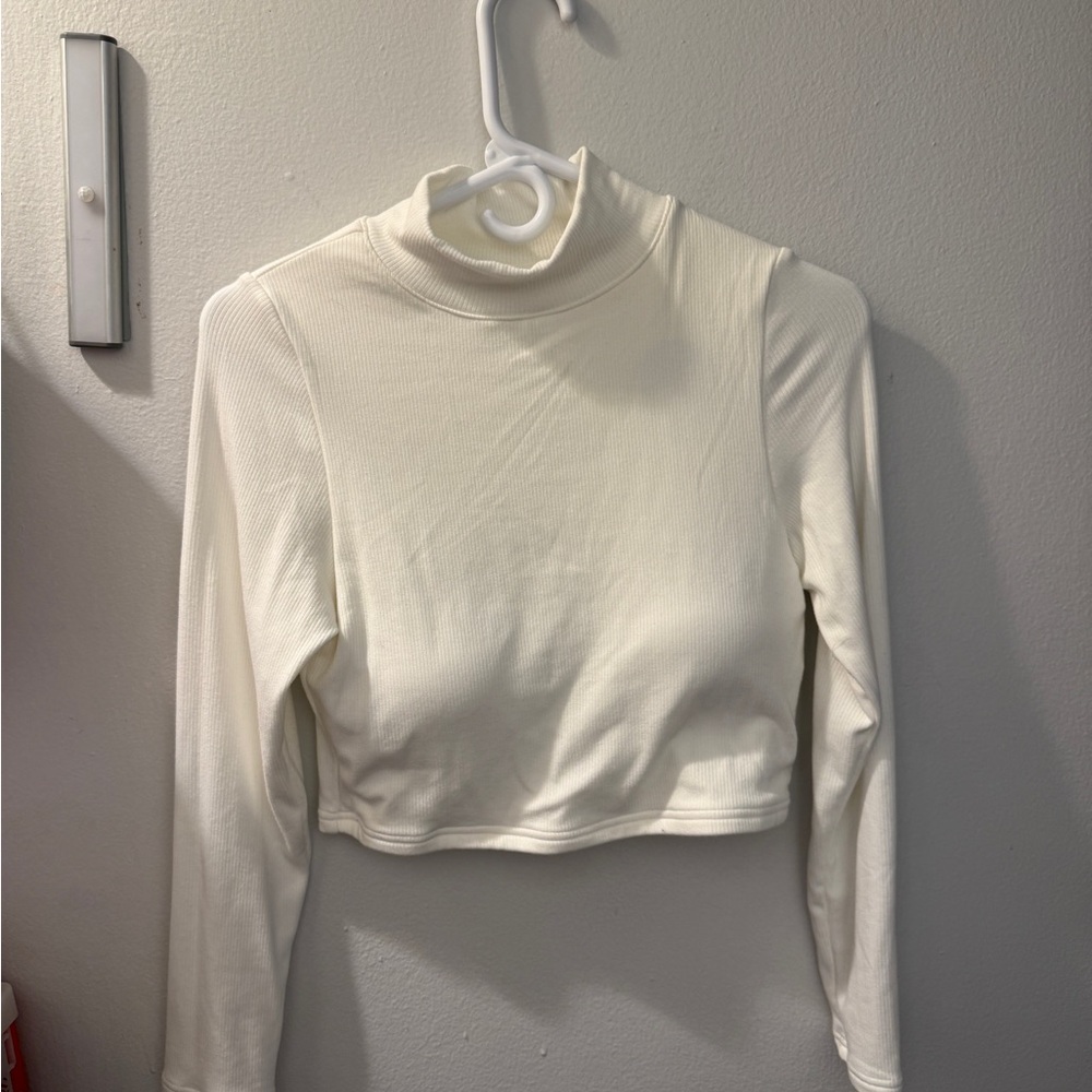 Klassy Network Cream Long Sleeve Crop Top